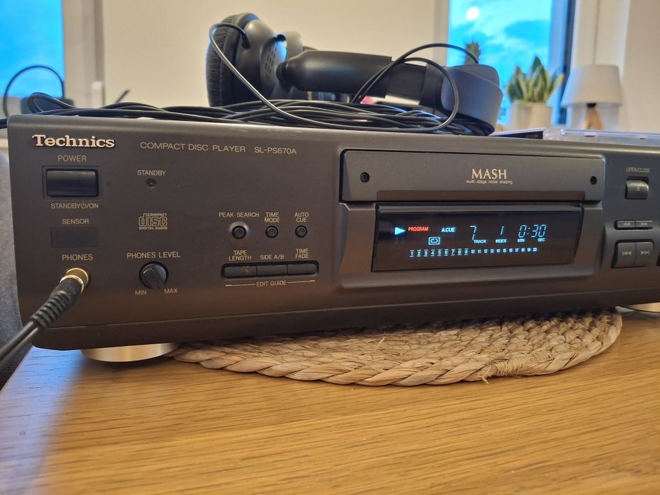 Technics CD Player SL-PS670A