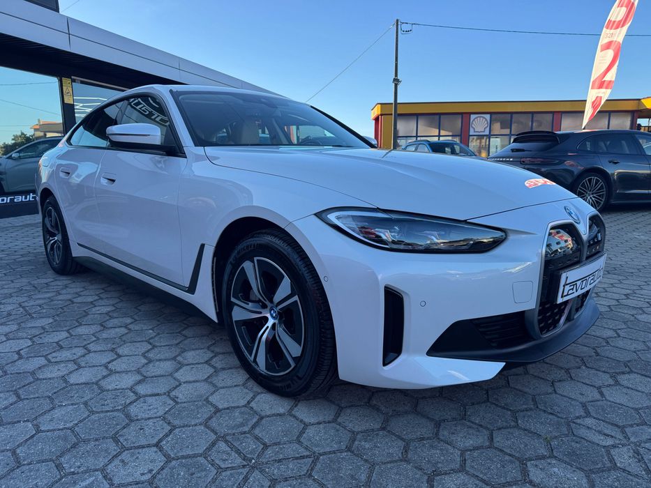 BMW i4 eDrive40 — photo 2