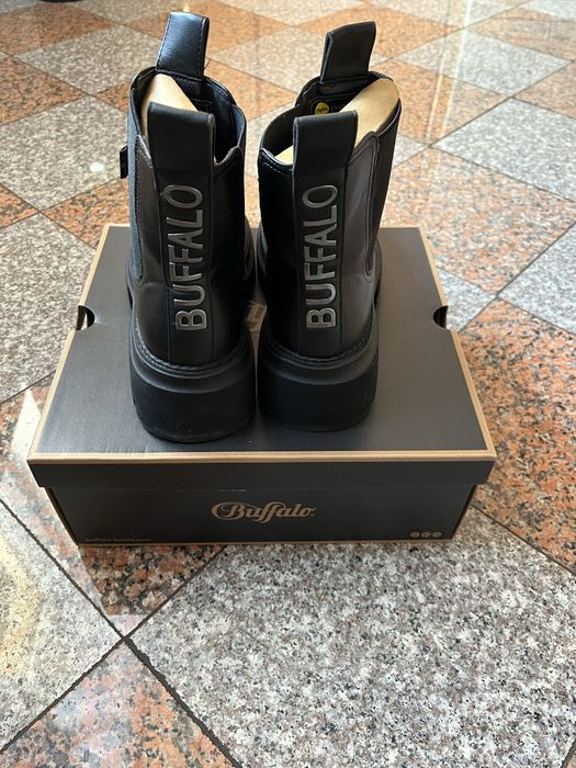 Buffalo Mave botki na platformie