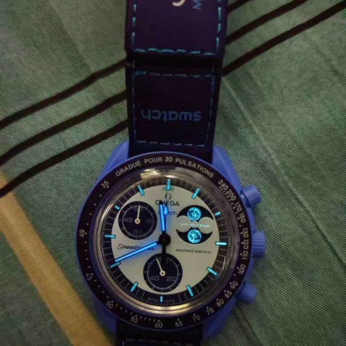 SO33N700 - limitowana edycja Super Blue Moon