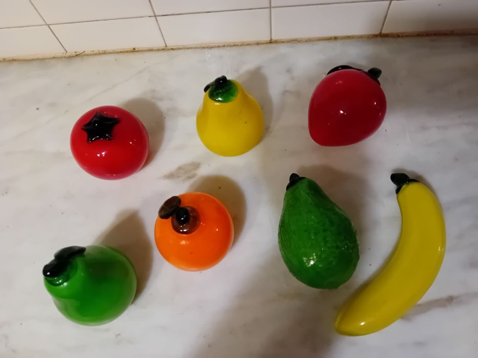 Conjunto de Frutas em Vidro