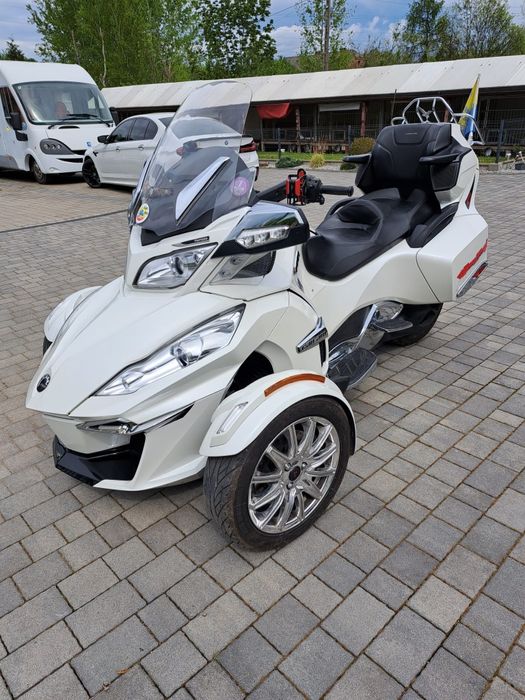 Motocykl Can Am  Spyder
