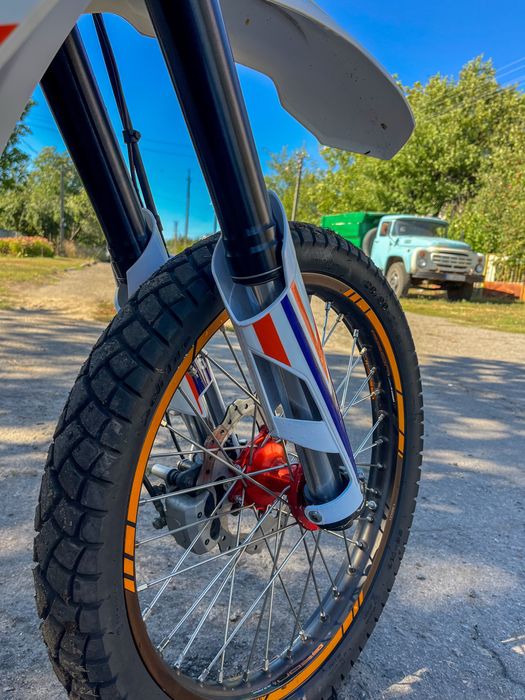 Geon Dakar gns 300 (4v)