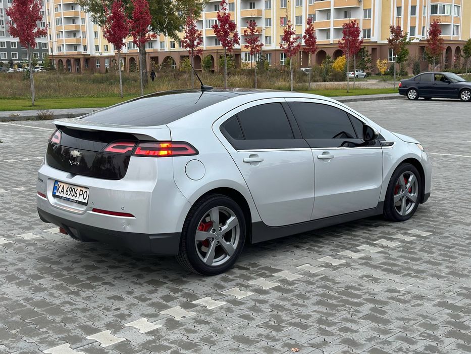 Шевроле вольт гибрид