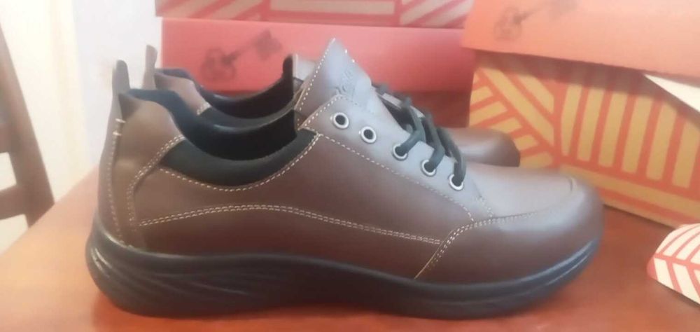 Мужские кросовки