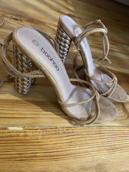 Босоніжки Boohoo