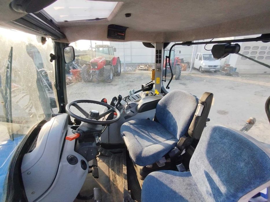 Ciągnik New Holland T6010