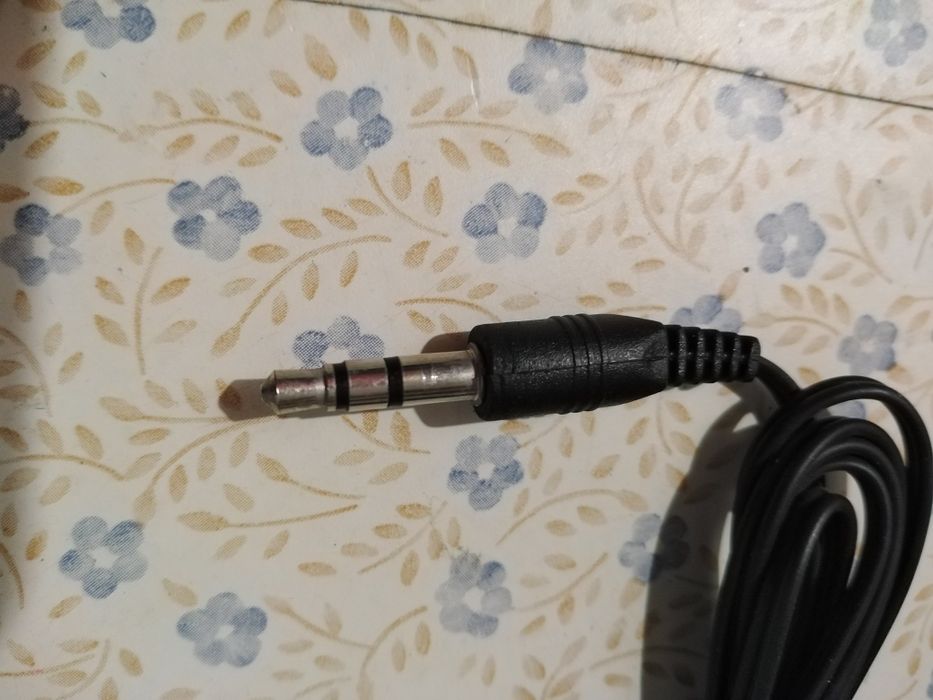 Vendo o phones novo bom estado