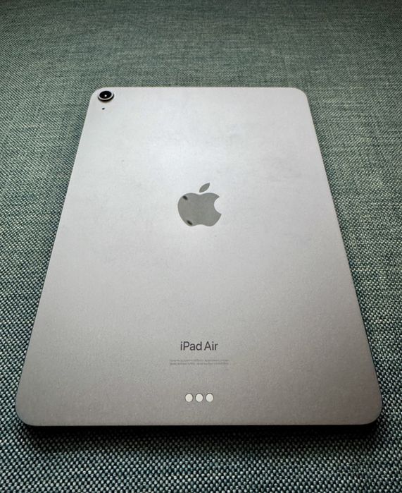 iPad Air 11” (M2) 2024 + Apple Pencil (USB-C) ideał, 100% baterii.