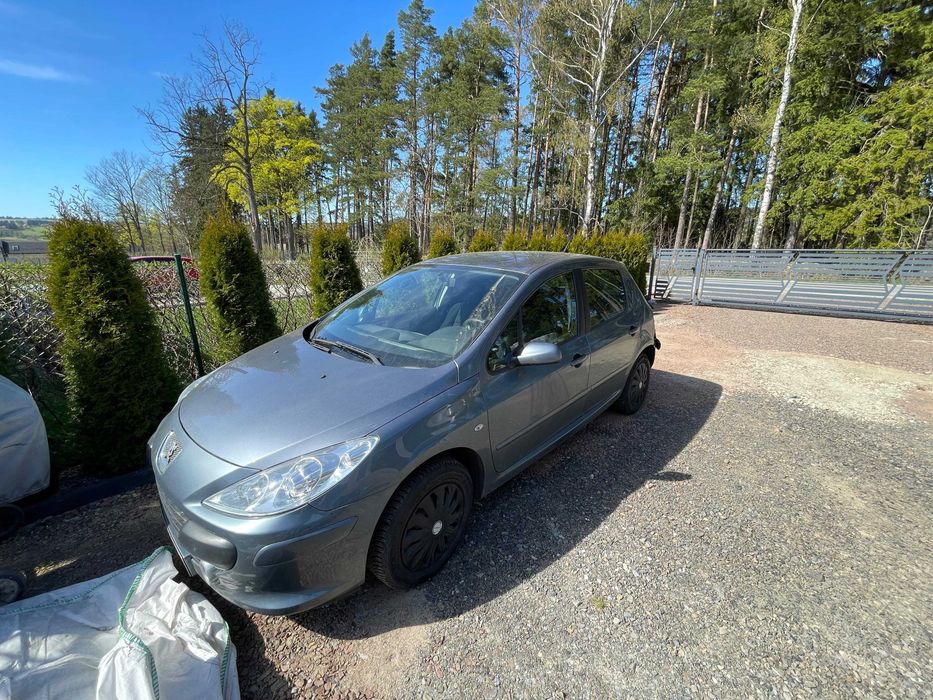 Peugeot 307  2006 rok uszkodzony