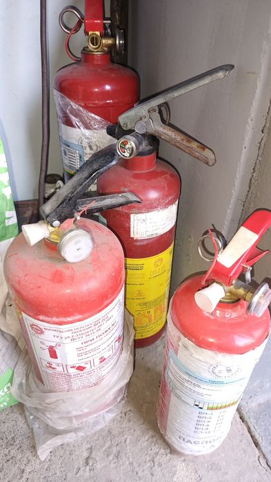 Вогнегасники порошкові