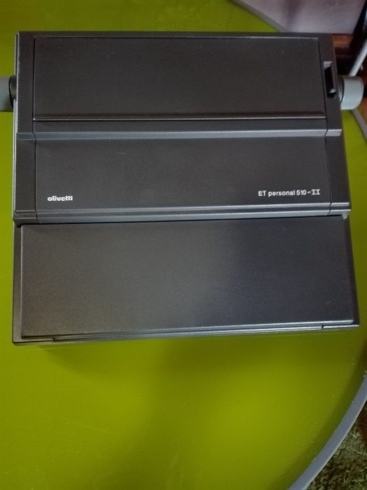 Electric Typewriter64284537511683122