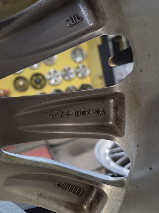 Felgi Aluminiowe 4x98 6Jx15 ET 40 Ford Ka Fiat