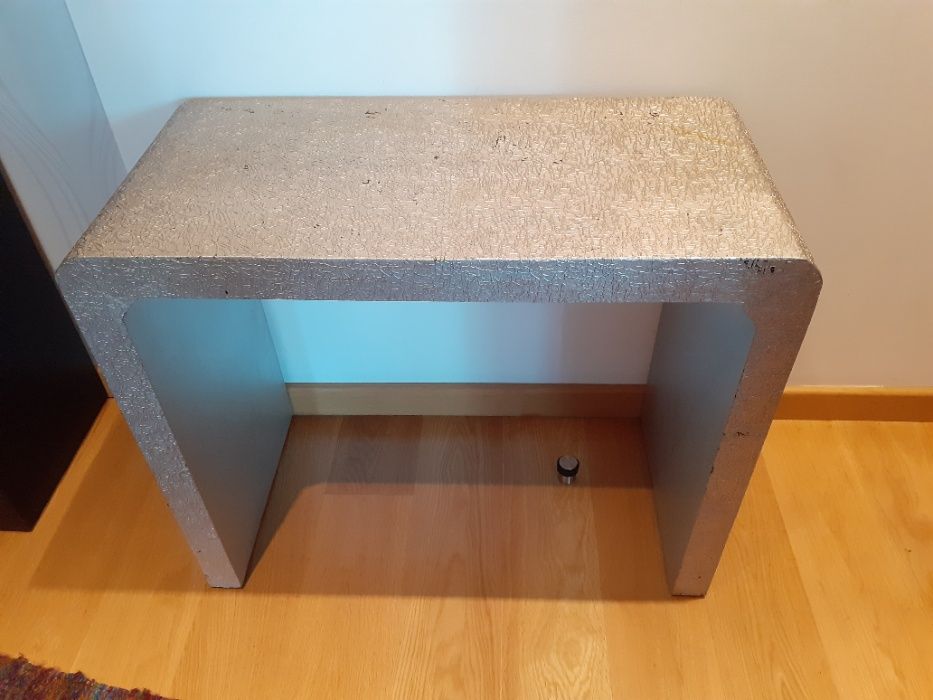 Móvel prateado (A60xL75xP35)