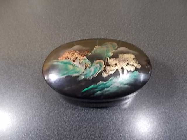 pudełeczko chińska porcelana lakka