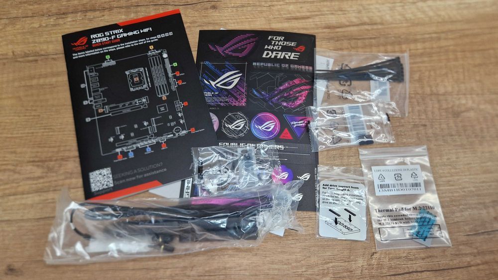 Płyta główna ASUS ROG STRIX Z890-F GAMING WIFI box gwarancja nr 406061