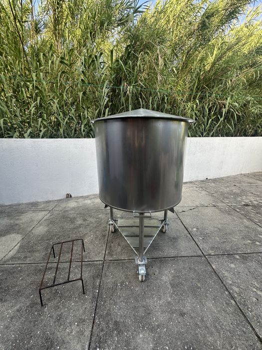 Forno redondo em aço inoxidável