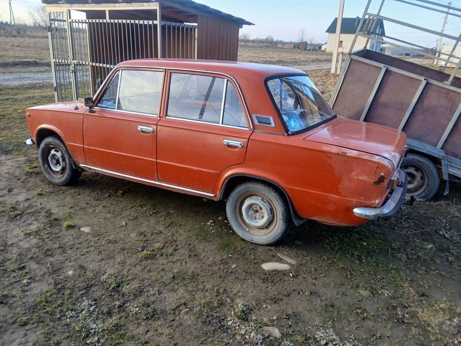 Продам авто ваз 2101