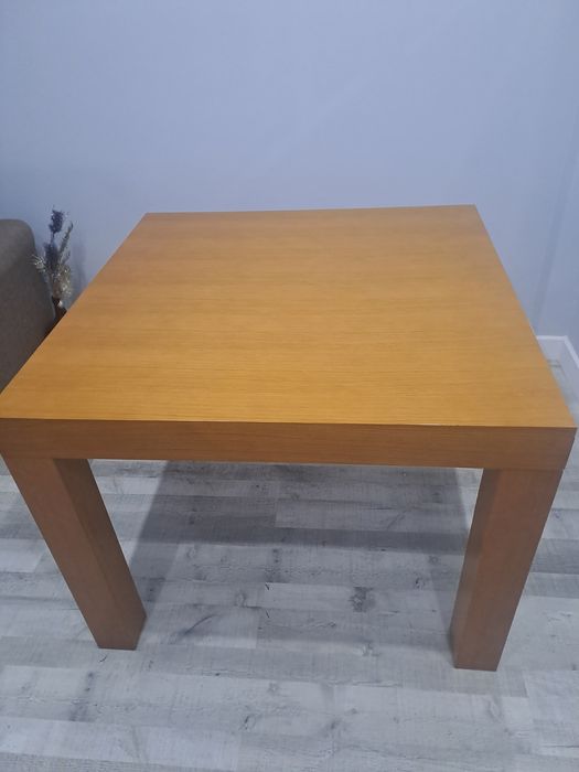 Mesa de cerejeira maciça com 4 cadeiras