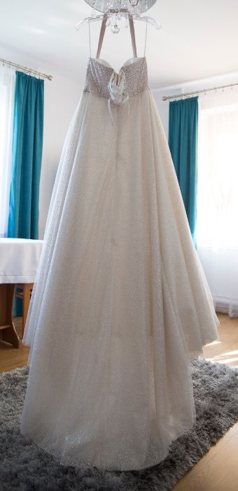 Suknia ślubna rozm. 40