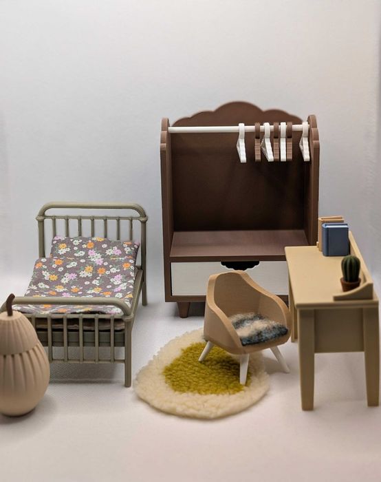 Mebelki do domku dla lalek i myszek Maileg - Zestaw Pokoik z szafą