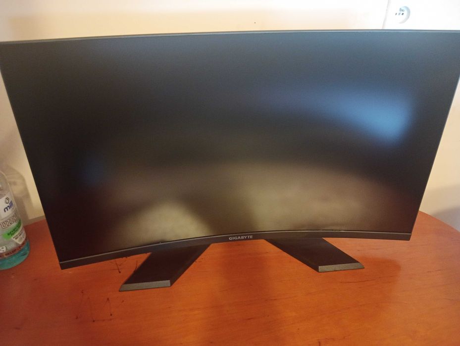 Monitor Gigabyte 31,5 G32QC Jak nowy 165 Hz