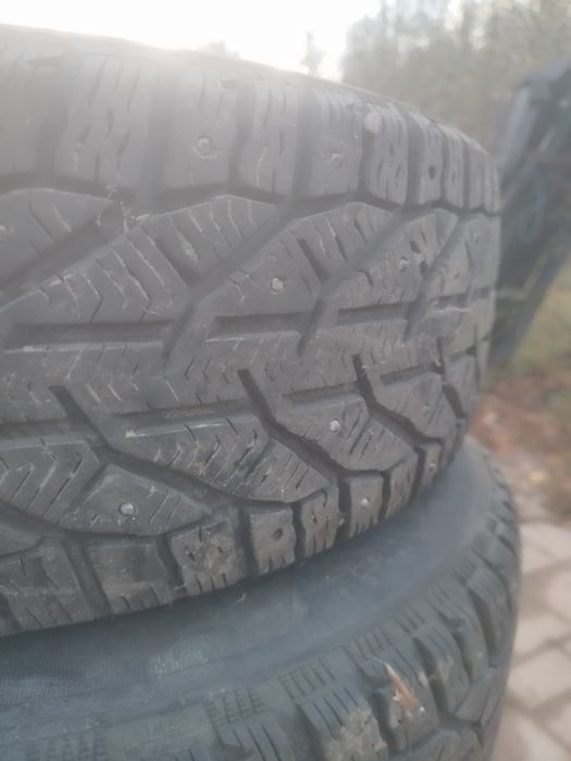 kormoran suv stud 225 60 17 зимові шиповані на дисках  5 114.3 jeep