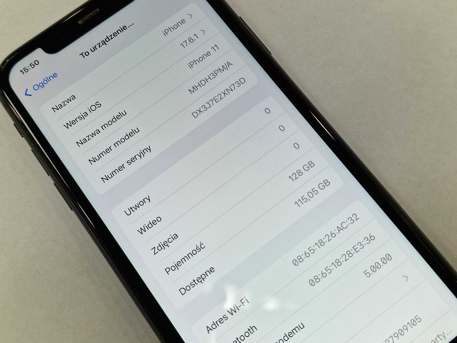 Iphone 11 128GB/ Black/ Grade A-/ Bat ~~82%/ Gwarancja + ładowarka