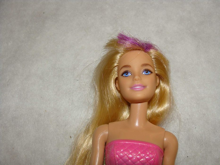 Barbie Dreamtopia Fairytale Advent Calendar with 24 Days de 2020