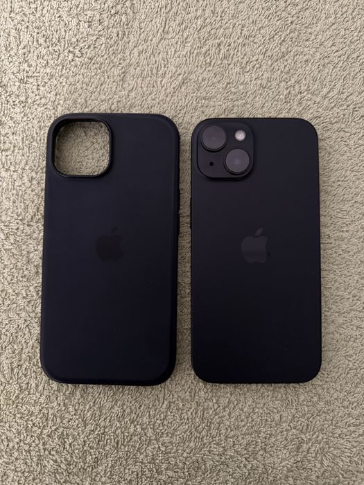 APPLE iPhone 15 5G 256GB 6.1" Czarny (Stan Idealny)