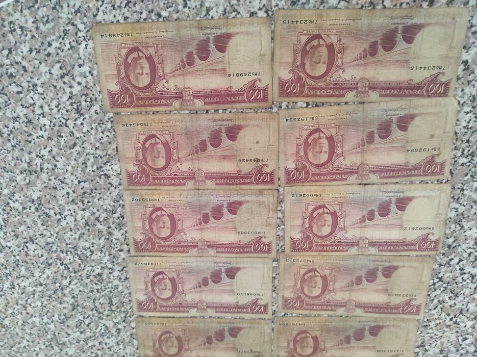 Vendo notas de África