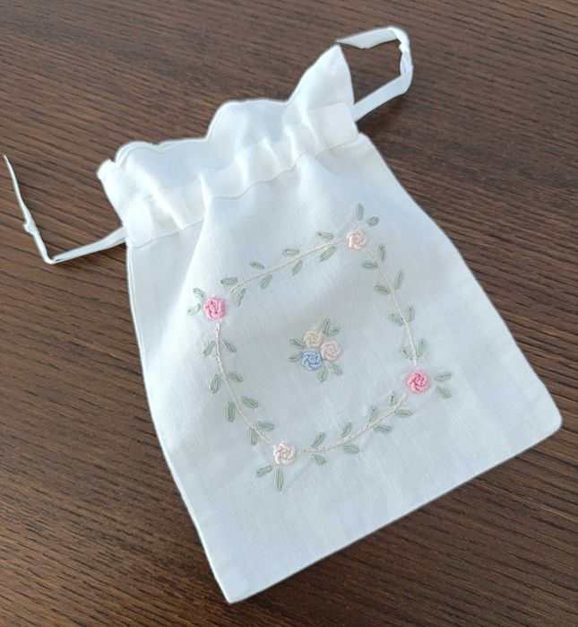 Saquinho Bordado