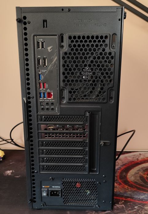 Mocny komputer do gier i pracy + Monitor LG