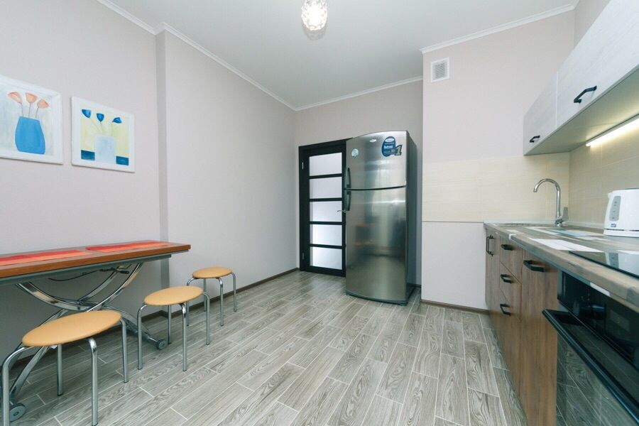 Скидки!!! Посуточно,Новая , Видовая квартира люкс Позняки, Пчелки