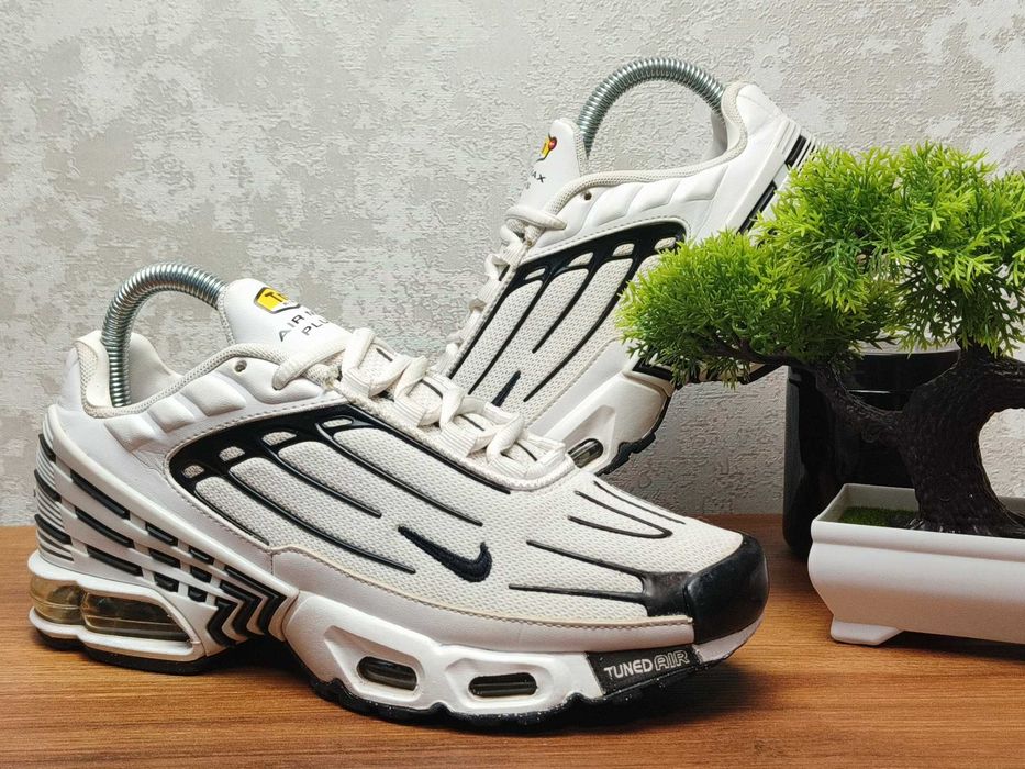 nike tn plus 3 - купити жіноче взуття - Ціна на OLX.ua