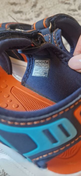 Sandałki KangaRoos r. 34 nowe