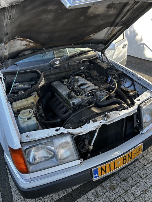 Mercedes 124 250D