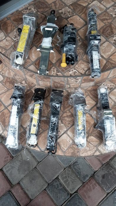 Домкраы от машин