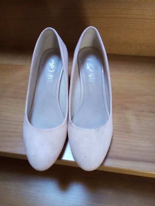 Buty prawie jak nowe