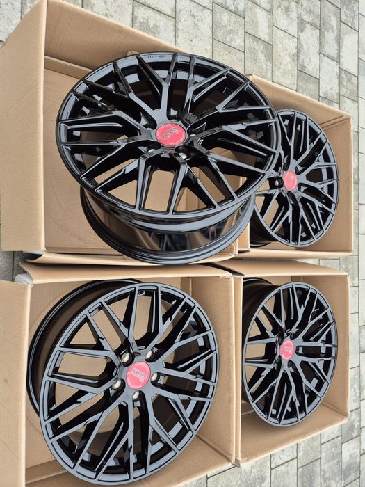 #RS4 Alufelgi R18 5x120 Opel Insignia Czujniki ciśnienia TPMS Śruby