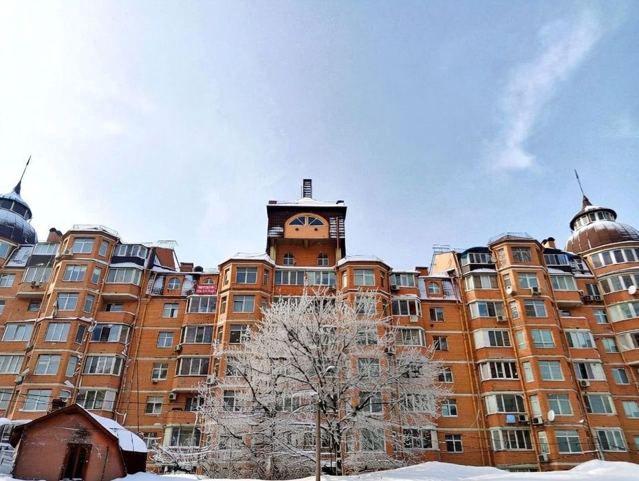 • Продам!  Тепла 2-кімнатна, центр!