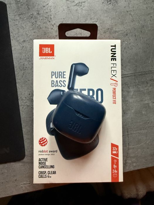 Беспроводные наушники JBL Tune Flex