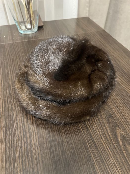 Продам норковую шапку бу