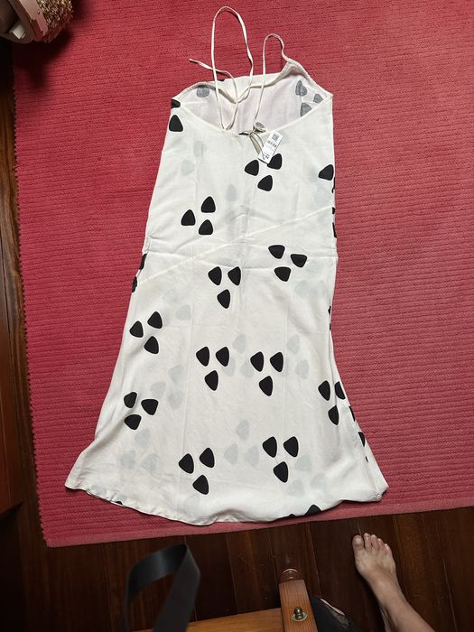 Vestido novo branco e preto de alças