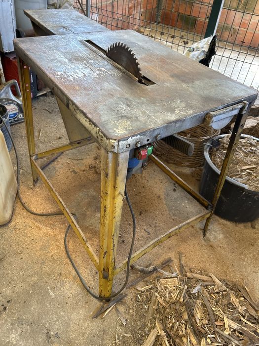 Serra de mesa Monofasica  2000w