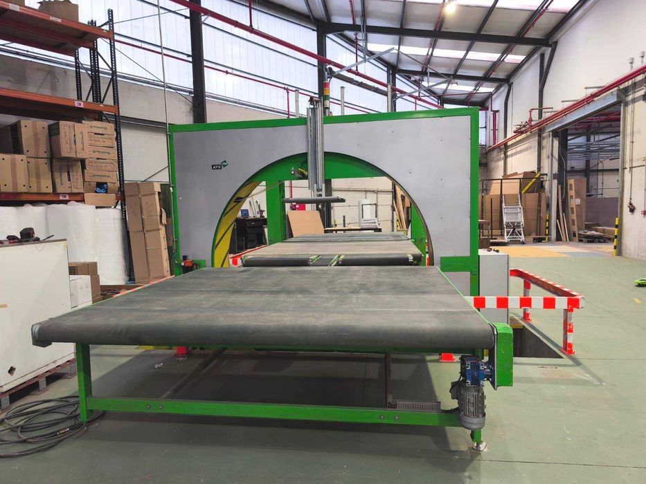 Maquina de embalar Plasticband ATIS 250