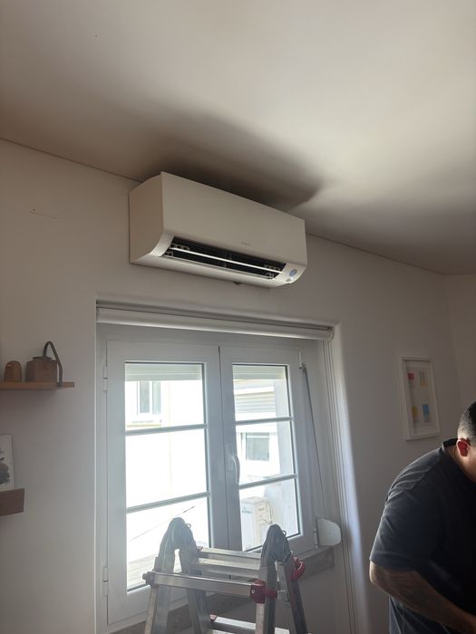 Instalação e Manutenção Ar Condicionado