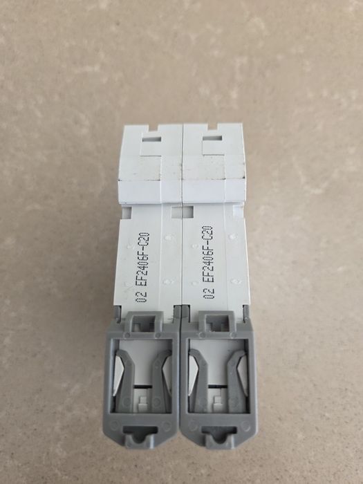 Efapel 55120 2cs c20 disjuntor bipolar