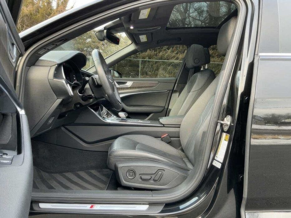 Audi A6      2023