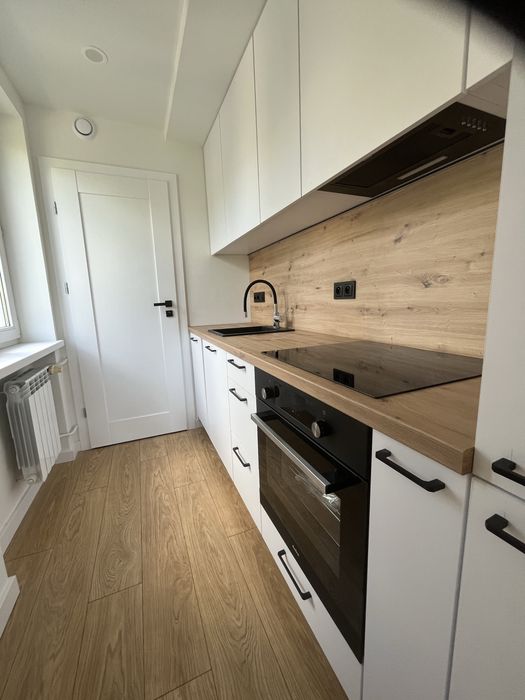 Mieszkanie 43,5m2 /  po generalnym remoncie / 1piętro /  balkon / gotowe do wejscia  /